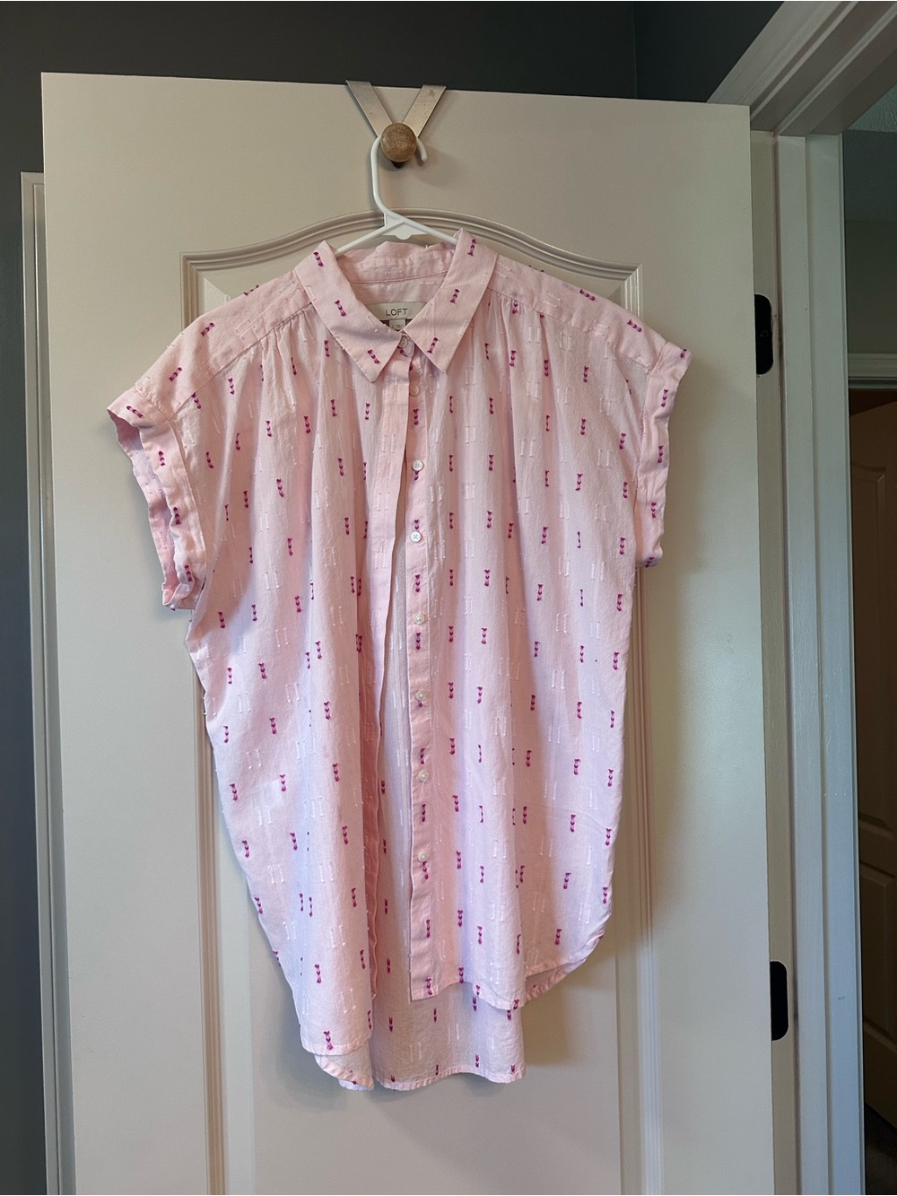 LOFT Pink Short-Sleeve Button Shirt with Magenta Dot Accents